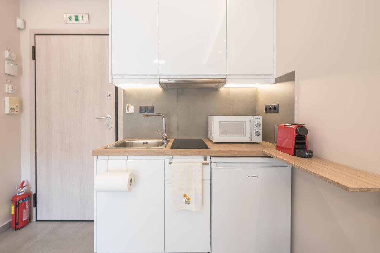 ✰Bright, Renovated, Spacious And Cosy Studio✰ Афины Экстерьер фото