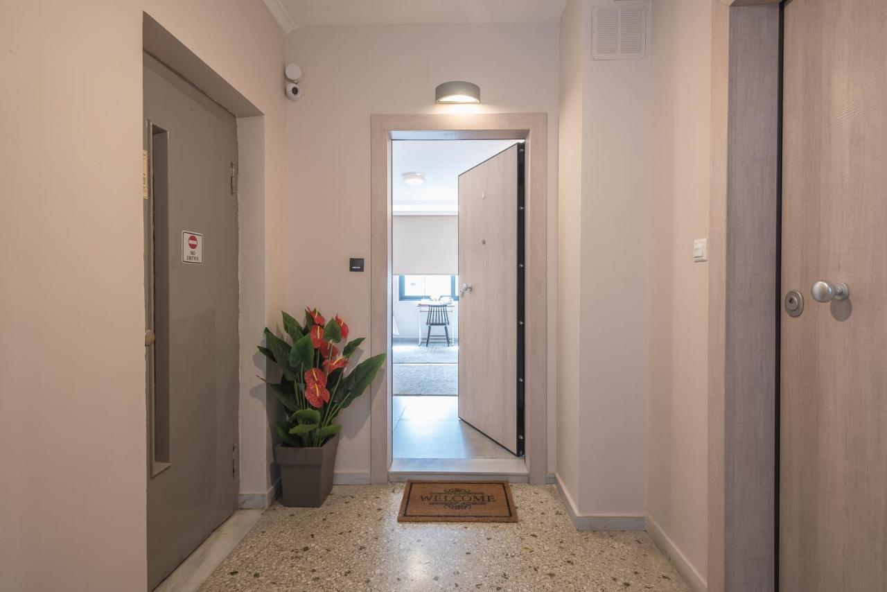 ✰Bright, Renovated, Spacious And Cosy Studio✰ Афины Экстерьер фото